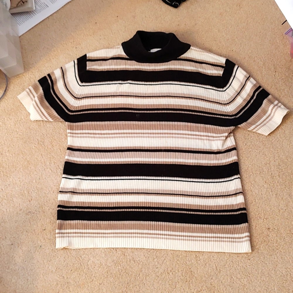 Croft and Barrow medium turtle neck